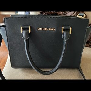 Michael Kors Selma bag